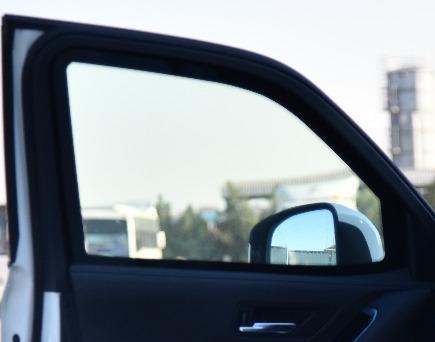 TLC-300 FRONT LEFT DOOR GLASS