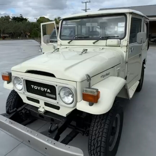 Toyota Land Cruiser FJ40 (Concourse Original)